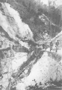 The last steep pinch of the 
Sattelberg Road, just before reaching the summit, on 27th November 1943