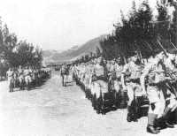 Canadian Troops Arriving at 
Hong Kong