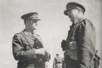 General Auchinleck, C-in-C 
Middle East, and Major-General Freyberg during exercises on Suez Canal, February 1942