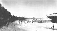 Marines of the 2nd Raider 
Battalion land at Aola Bay, starting point of their month-long operations behind the enemy lines east of the perimeter