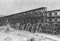 Engineers slide Bailey 
bridging into place at Wesel