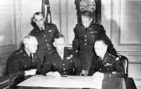 General Marshall and War 
Department chiefs